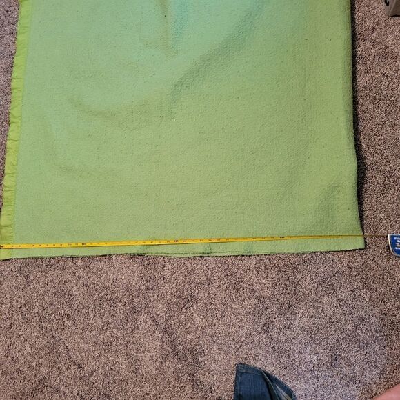 1950s vintage warm wooly bed blanket, pure wool blanket w/ satin binding - Picture 13 of 16